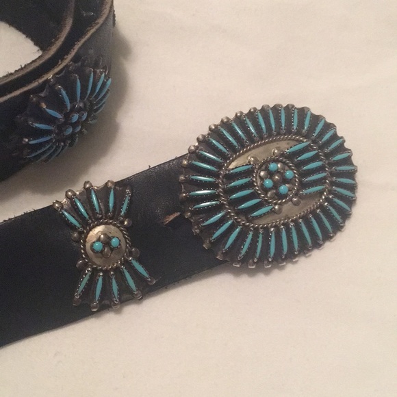 ZUNI TURQUOISE AND GOAT SKIN LEATHER BELT.